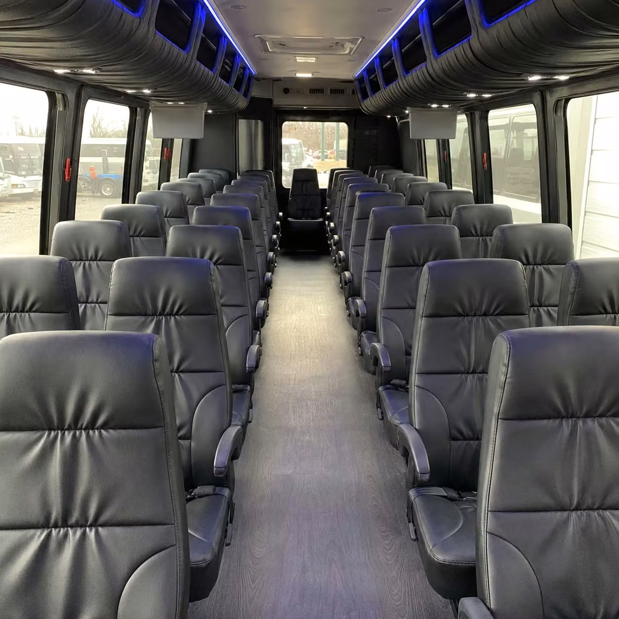 oakland 30 passenger minibus rental