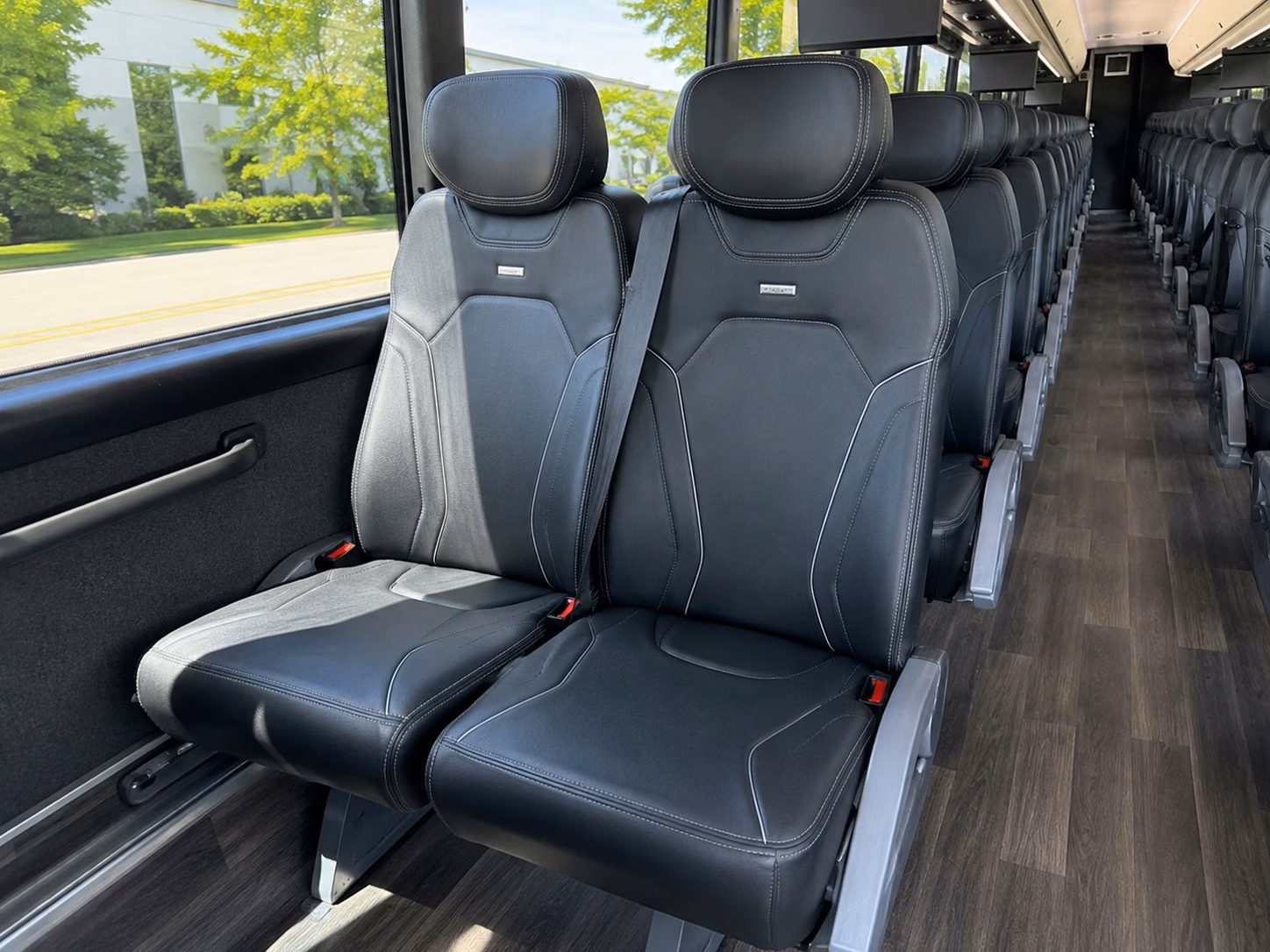oakland wedding shuttle services bus rentals