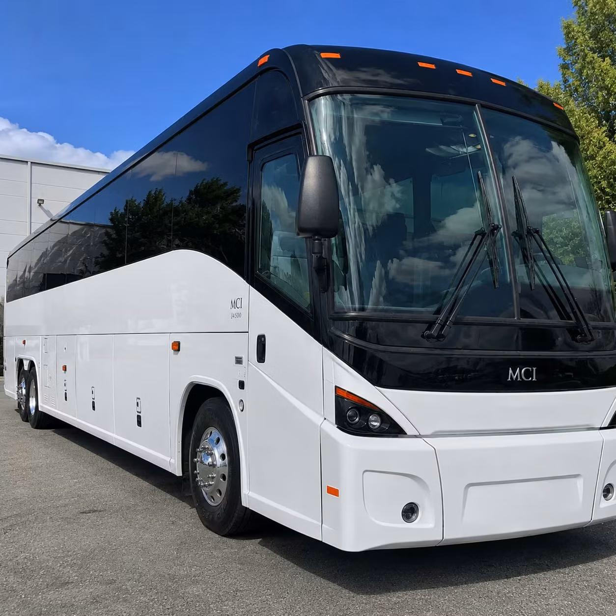recurring government employee shuttle programs in the oakland area