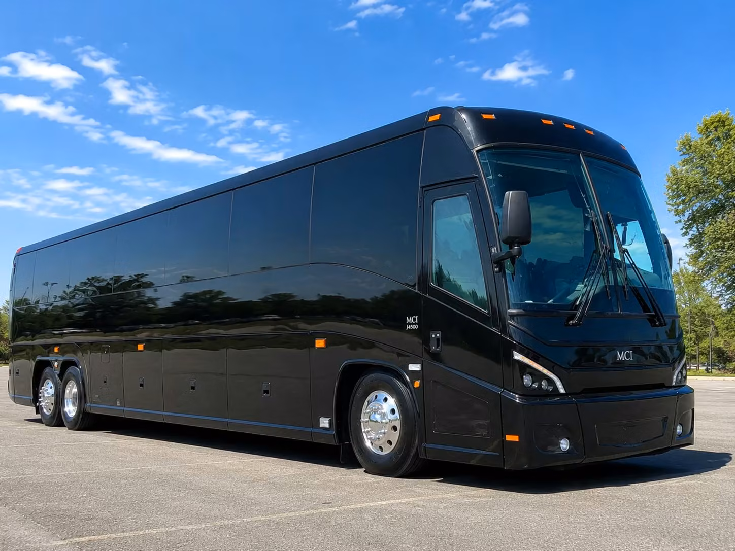 school field trip and university event bus rentals in oakland
