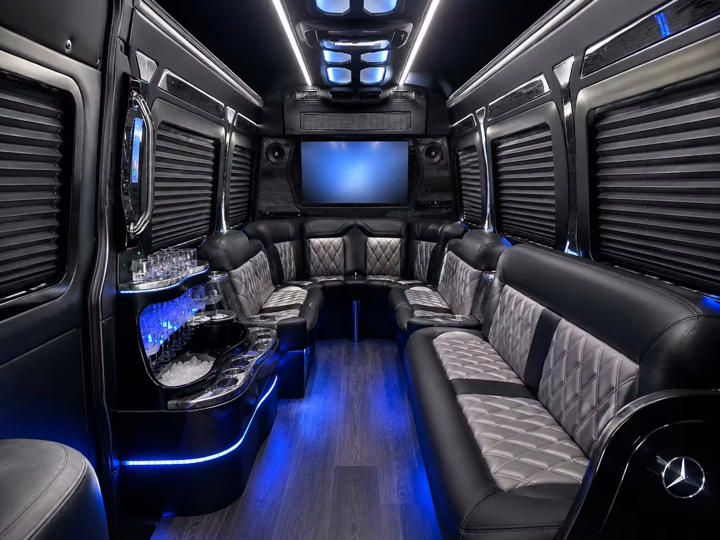 you can find and book airport transportation in oakland and any nearby city